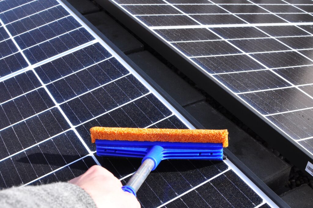 Entretien de panneau solaire photovoltaïque au Luxembourg

