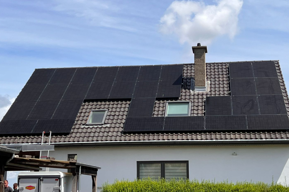 Installation solaire Luxembourg par l'équipe de Bauer Energie