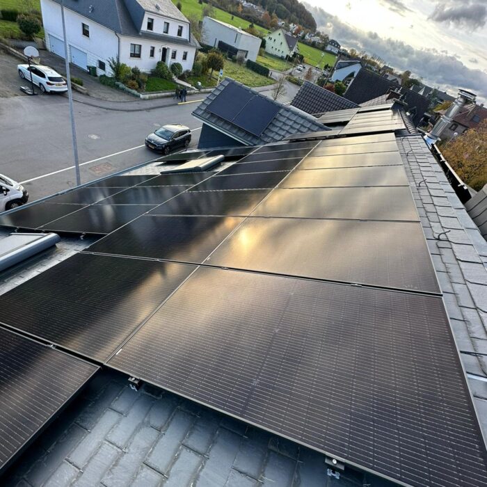 Dudelange Photovoltaique par l'équipe de Bauer Energie